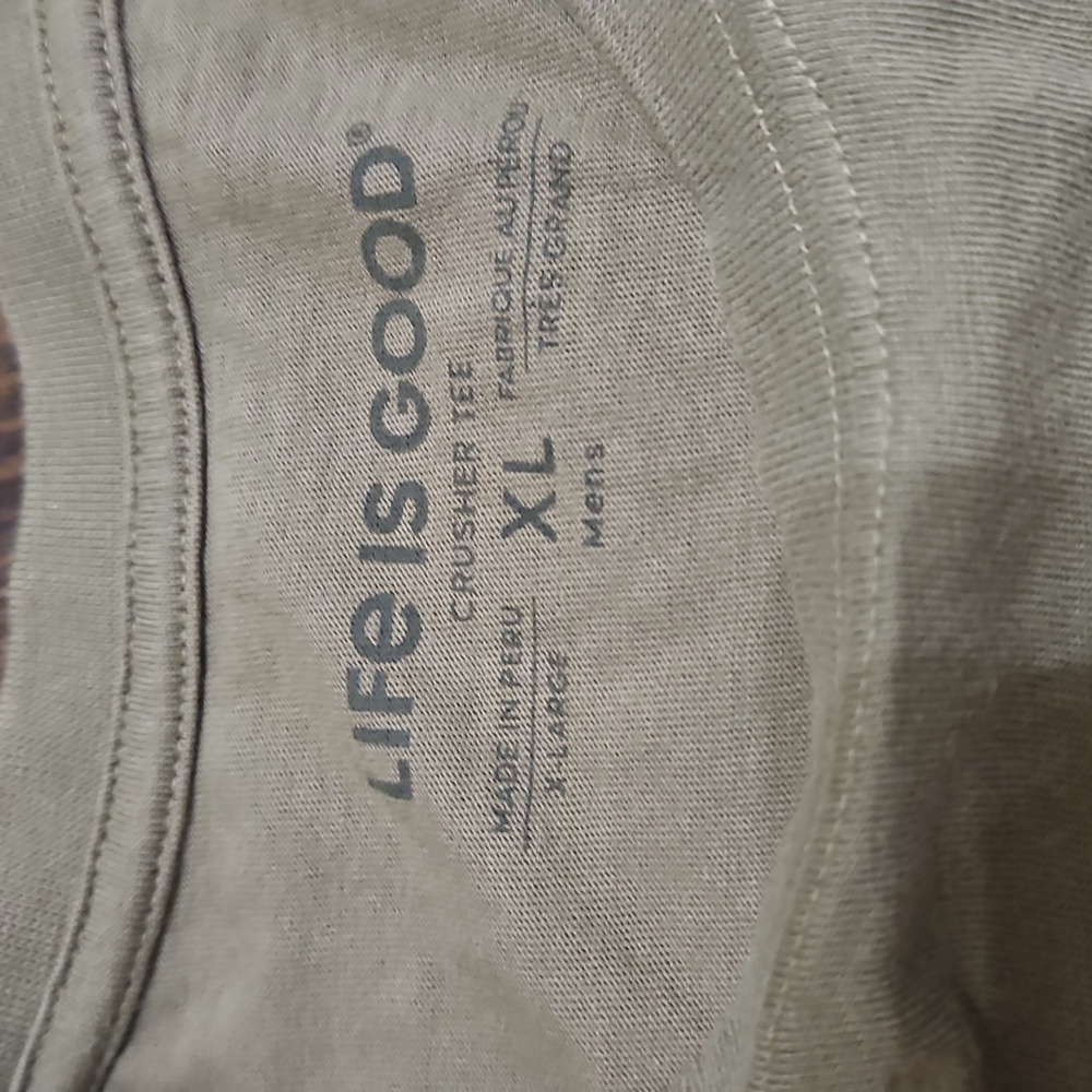 Life Is Good Graphic Tee - Picture 4 of 12